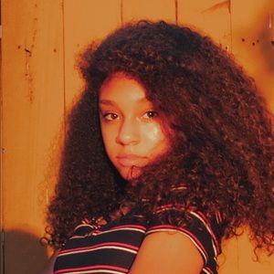 Meet your Posher, Nadia